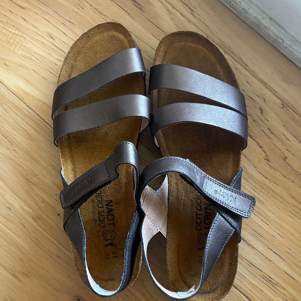 Naot  Metallic Brown Sandals